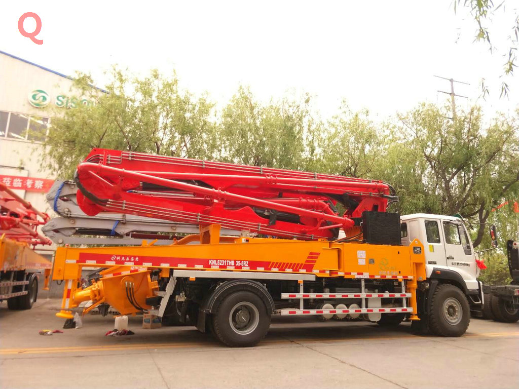 天泵，小型泵車，小型混凝土泵車