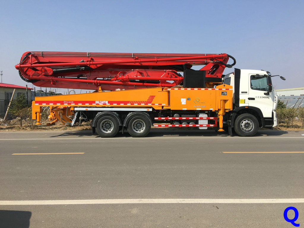 小型混凝土泵車，小型泵車，天泵，混凝土泵車