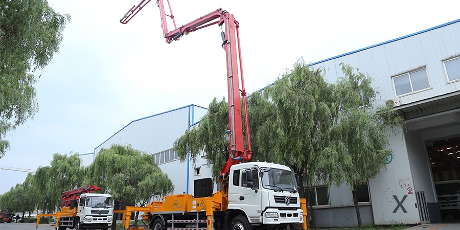 東風(fēng)隨專(zhuān)30米混凝土泵車(chē)
