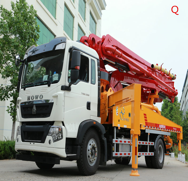 小型混凝土泵車，天泵，小型泵車價(jià)格